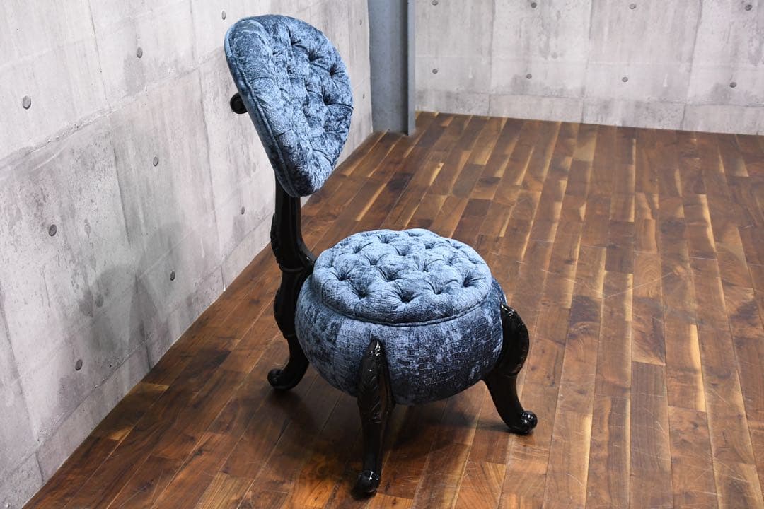 CIC35 アピス六本木 Volpi スツール 猫脚 ボタンダウン サロンチェア