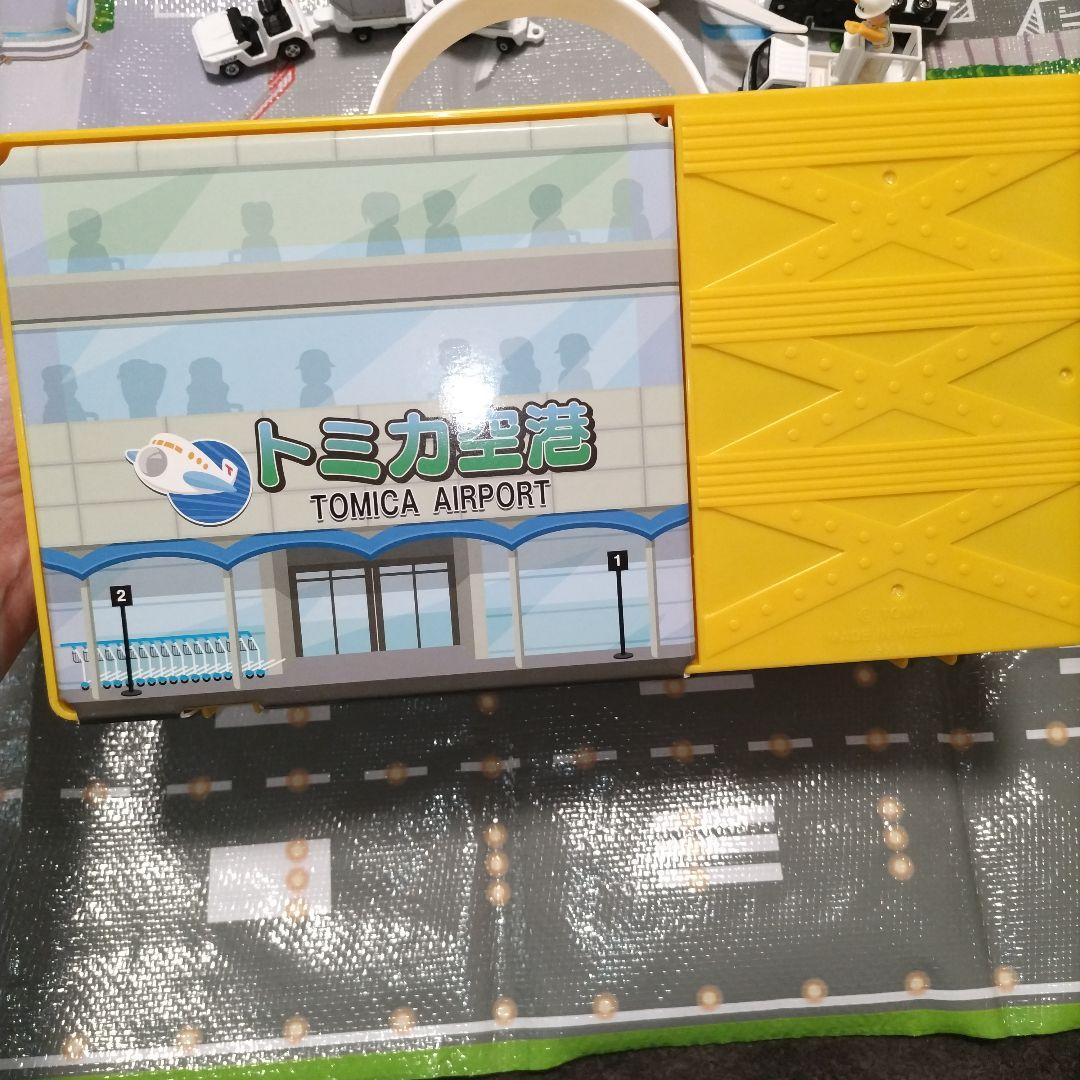 トミカ　トミカ空港　カーゴジェット　エアポートセット　ANA　JAL　飛行機