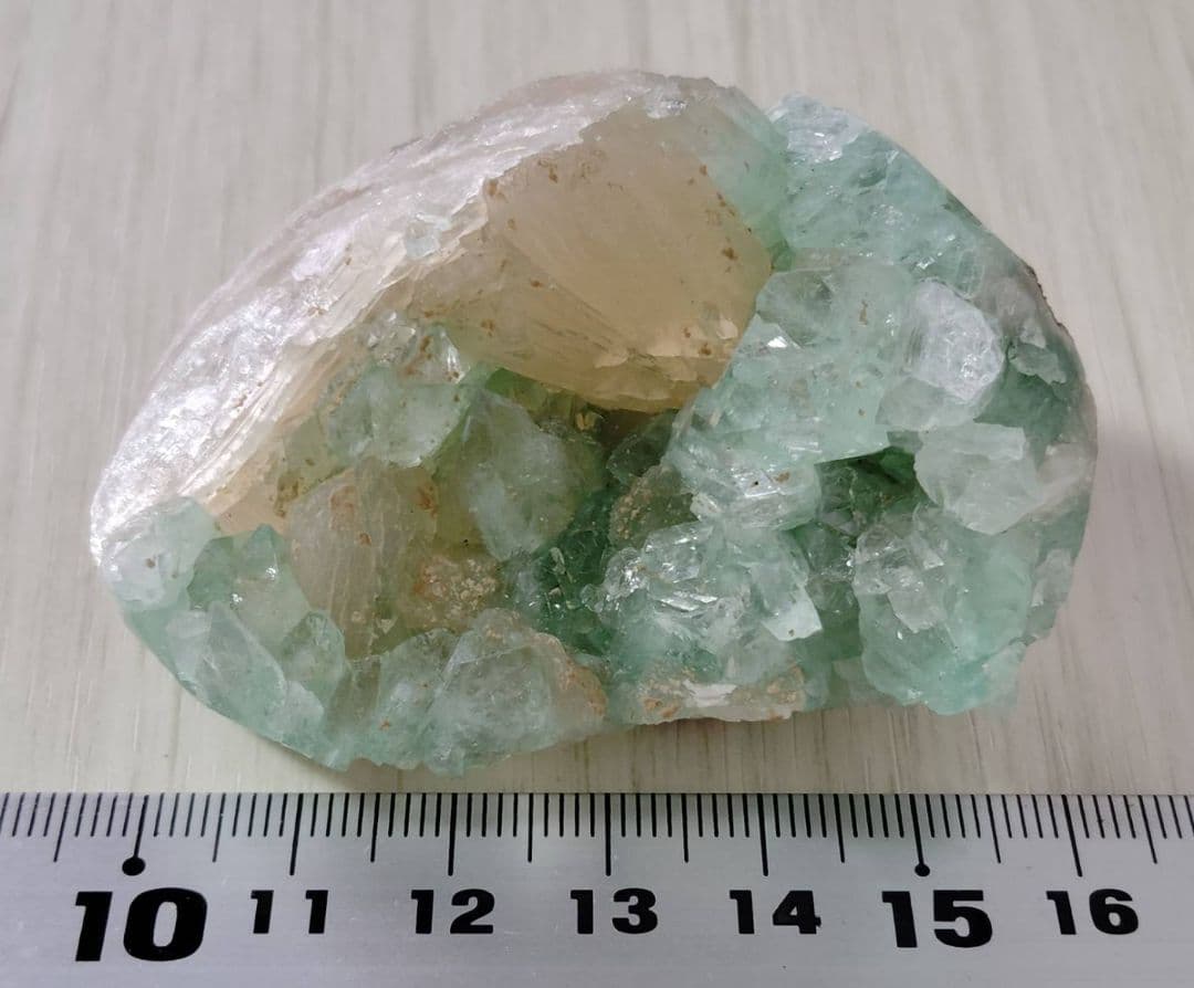 アポフィライト スティルバイト️ 鉱物 標本 原石 母岩付きミネラル