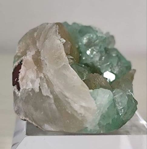 アポフィライト スティルバイト️ 鉱物 標本 原石 母岩付きミネラル