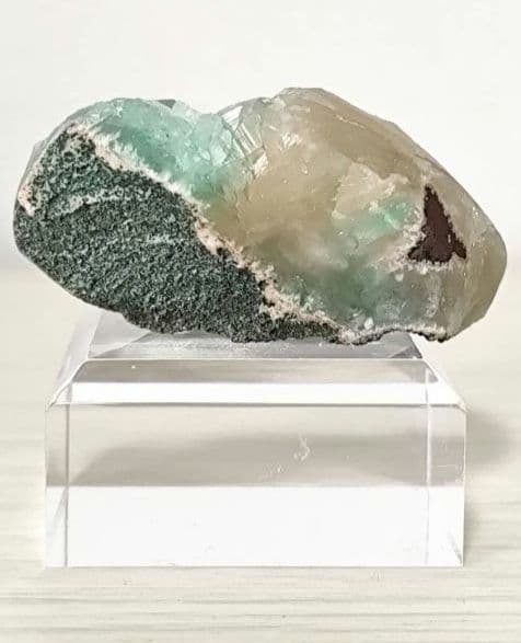 アポフィライト スティルバイト️ 鉱物 標本 原石 母岩付きミネラル