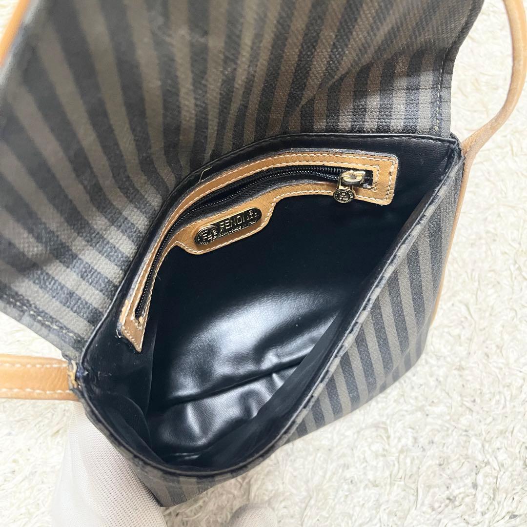 【良品】フェンディ　ショルダーバッグ　ポシェット　レザー　キャンバス　ペカン柄