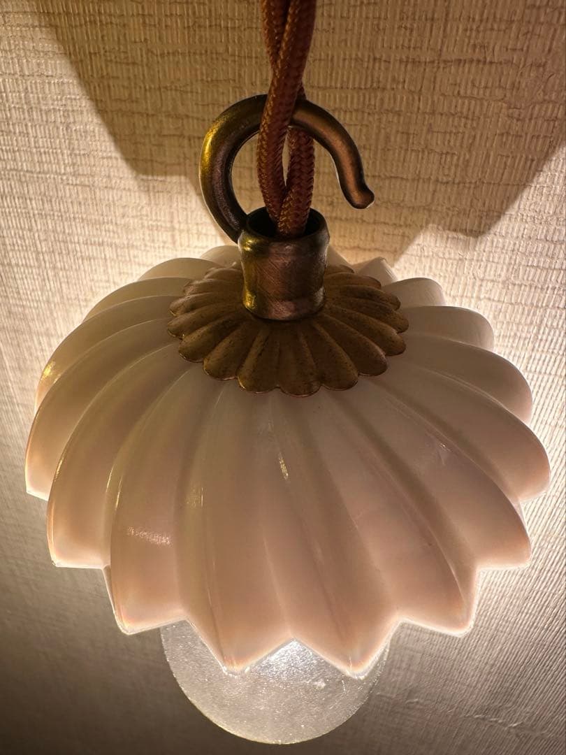 20年代 フランス アンティーク オパリンミルクガラスの螺旋模様