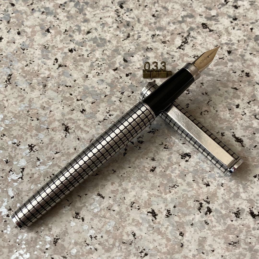 033 オーバーホール済み 万年筆 プラチナ 蝕刻 全格子 ロング 14k