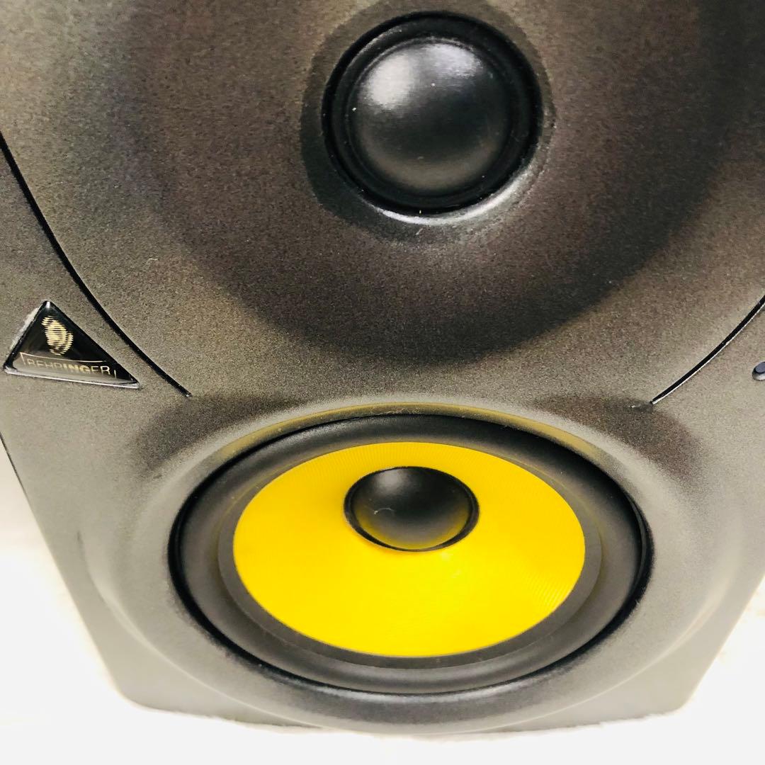 【生産終了品】BEHRINGER TRUTH B1030A モニタースピーカー