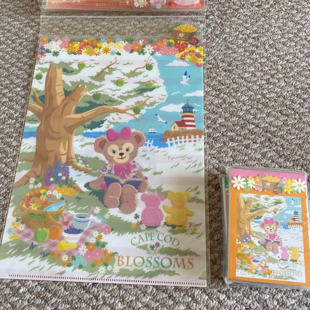 新品【大変希少】ダッフィ シェリーメイ クリアファイル メモ