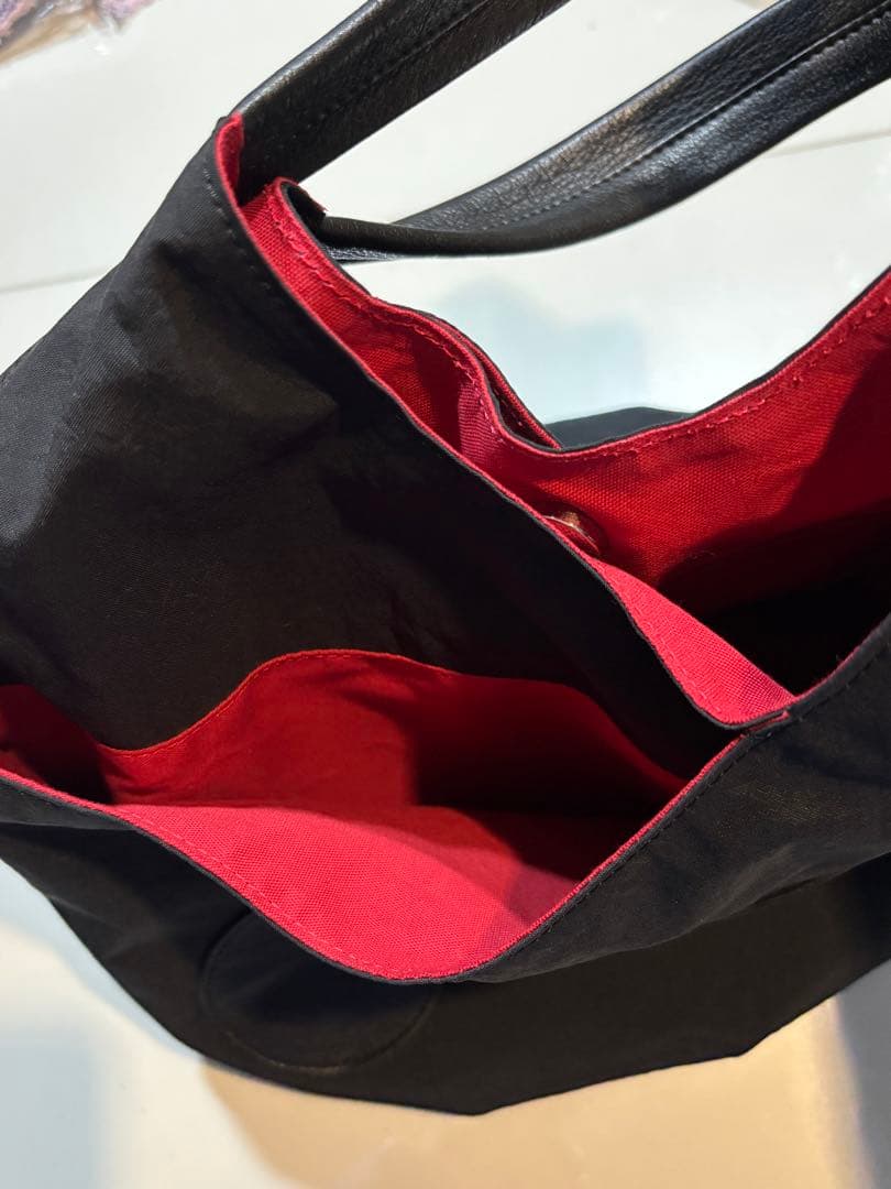 美品☆クレッシェント黒いショルダーバッグ