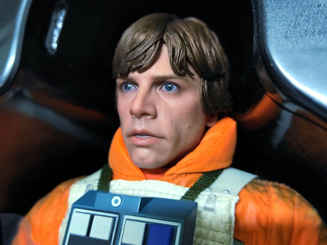 HOTTOYs•STARWARS[ルークスカイウォーカー]レイアヘッド付き!