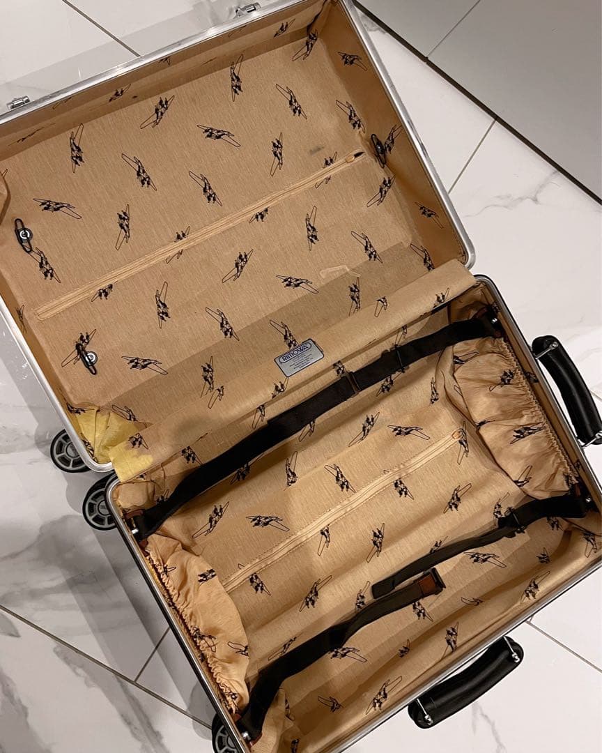 お値下げ依頼済] 希少 RIMOWA リモワ CLASSIC キャビンS - メルカリ