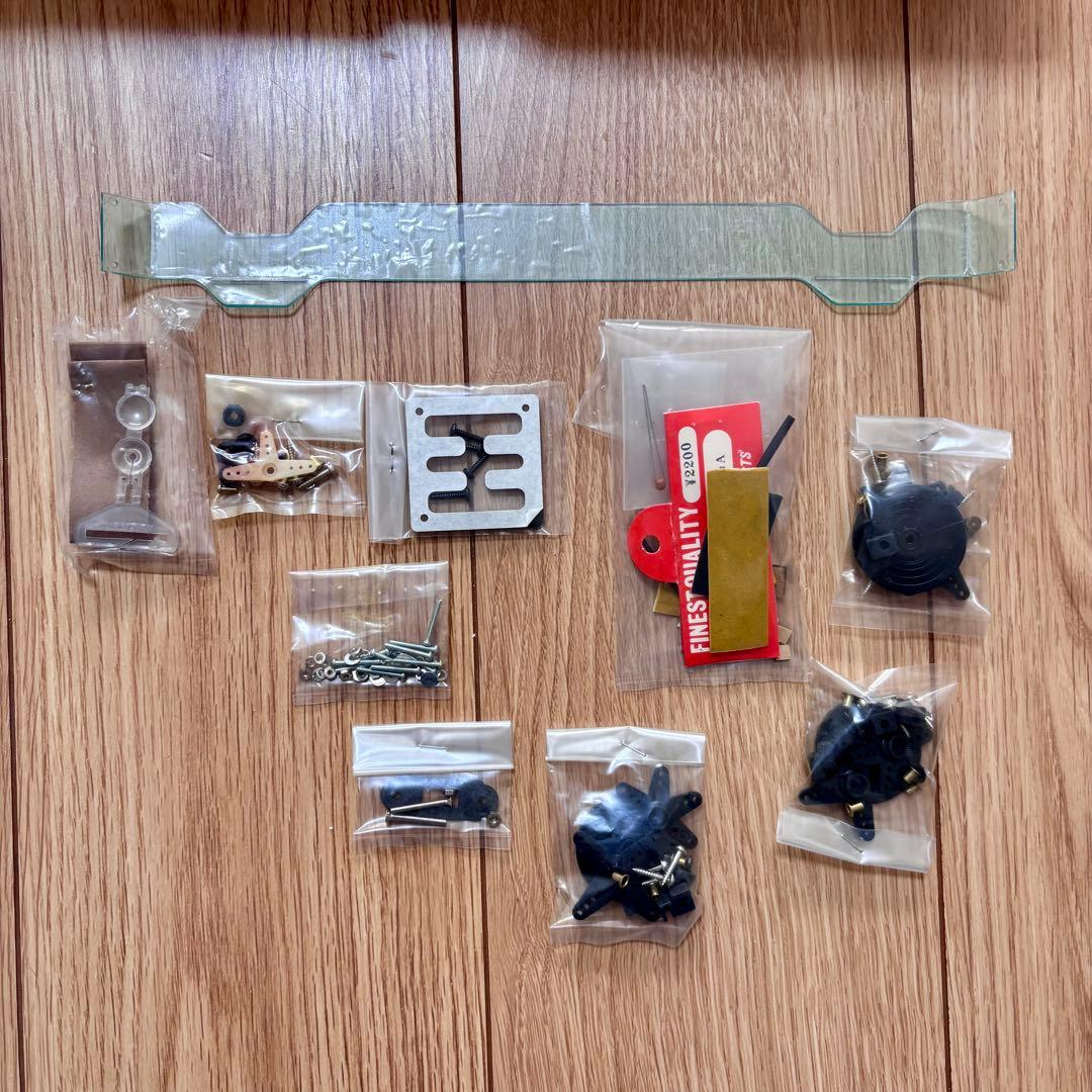 Futaba FP-T4WD 送信機 受信機 ラジコン 昭和レトロ