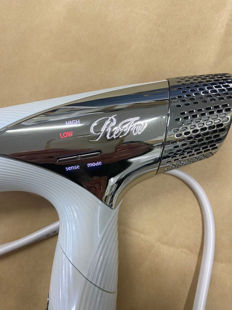 2023年製リファ ビューテックドライヤー スマートRE-AN-02A(訳あり)