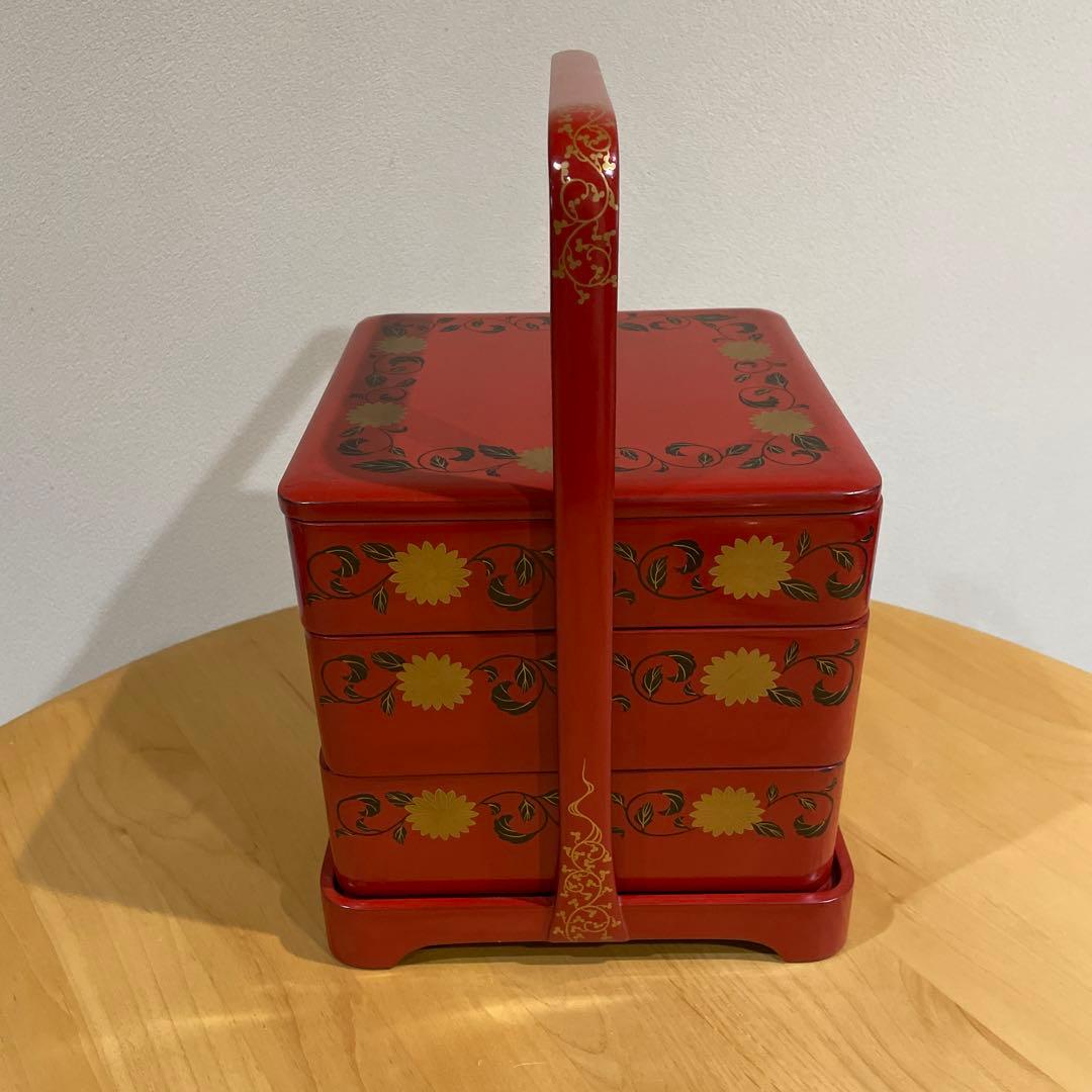 塗りの2段の重箱(お正月、運動会、お花見に活用) 5寸 三段 重箱 花丸