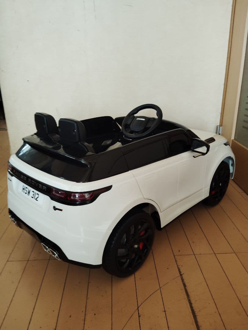 乗用玩具　RANGE ROVER レンジローバー　乗れるラジコン