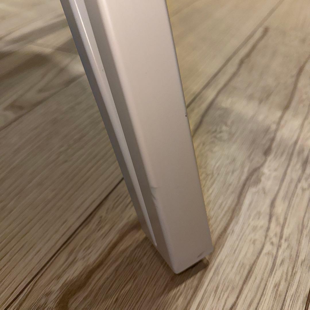 THE CAFE TABLE / 天然木シリーズ φ80 ナチュラル　カナデモノ