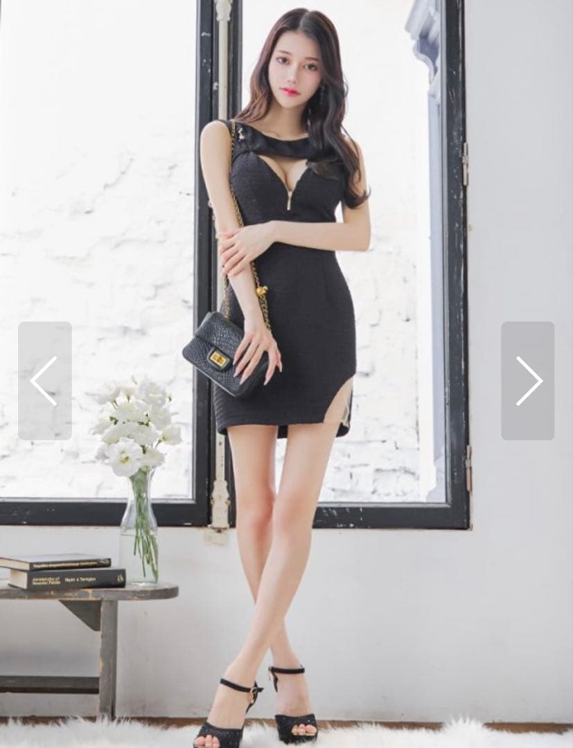 ジュエルズ ブラック タイトドレス Mサイズ