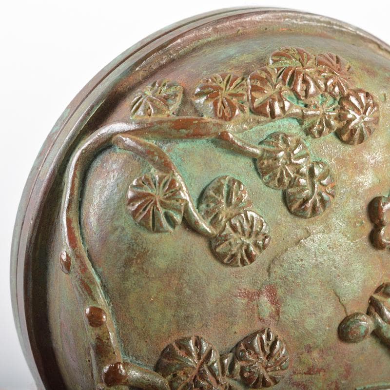 高岡銅器　須賀月芳作　蝋型鋳銅　松竹梅　香合　共箱　V　R6341