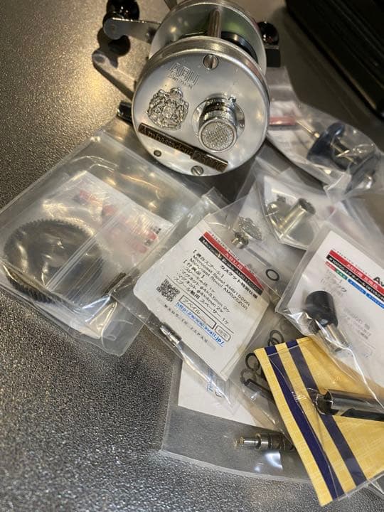 TAPIO バリカン レッド 注文 BB389