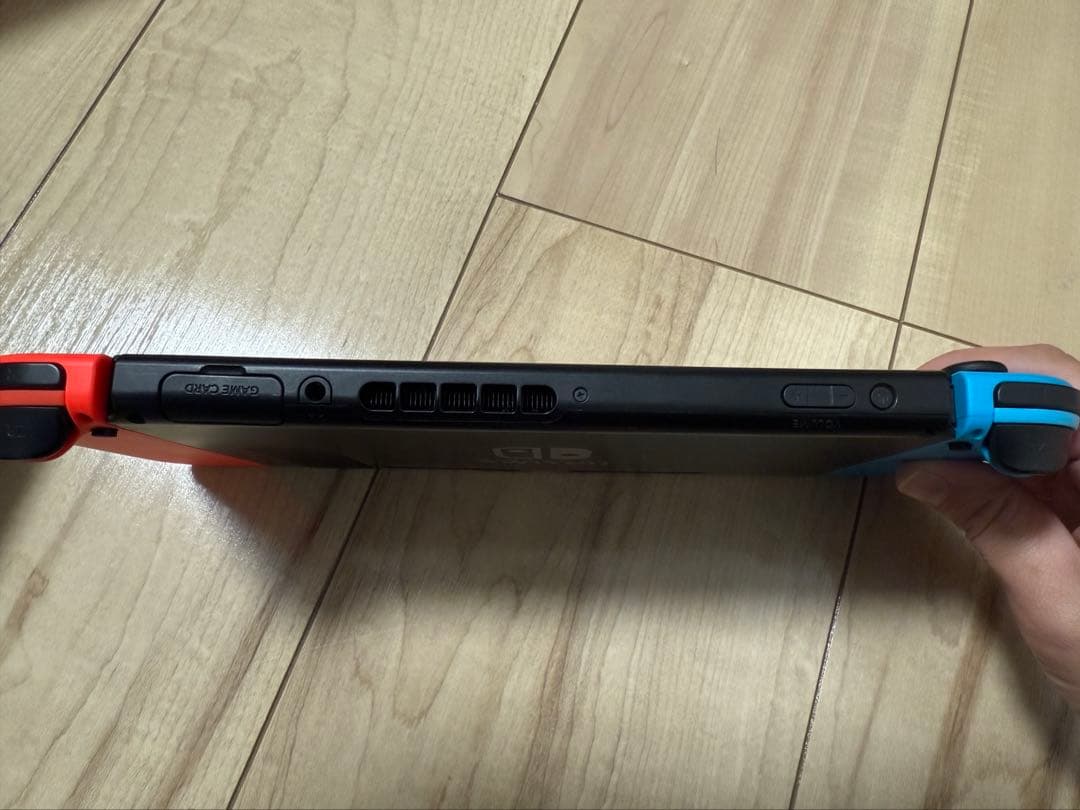 s*o様 Nintendo switch 本体　マイクロSDカード128GB付