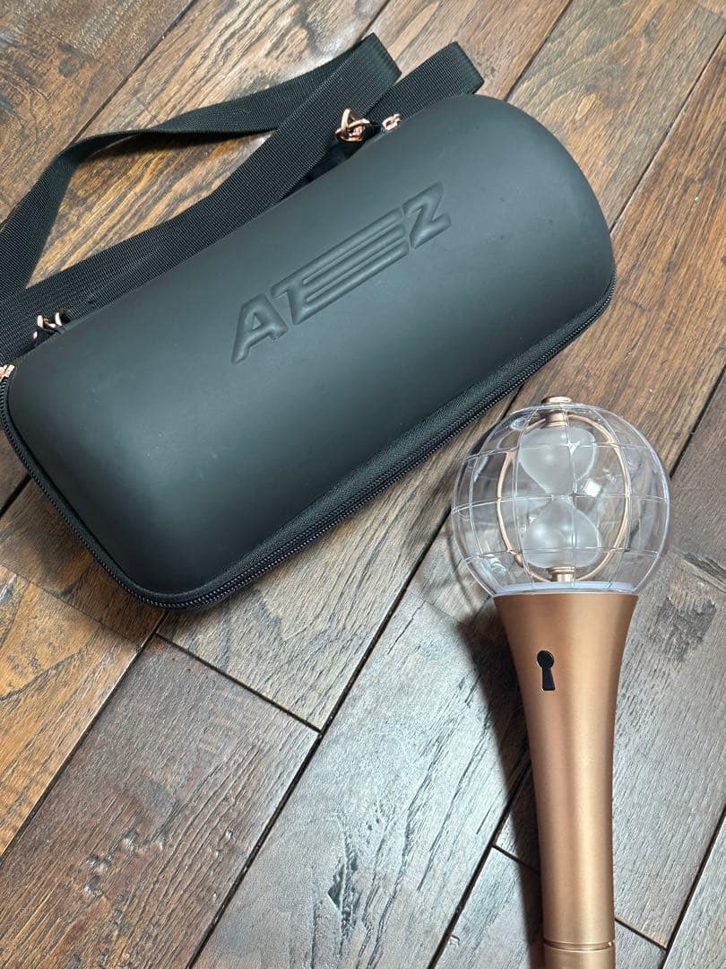 ライティニ2セット ATEEZ アチズ 公式 ペンライト ver.2 ライティニ