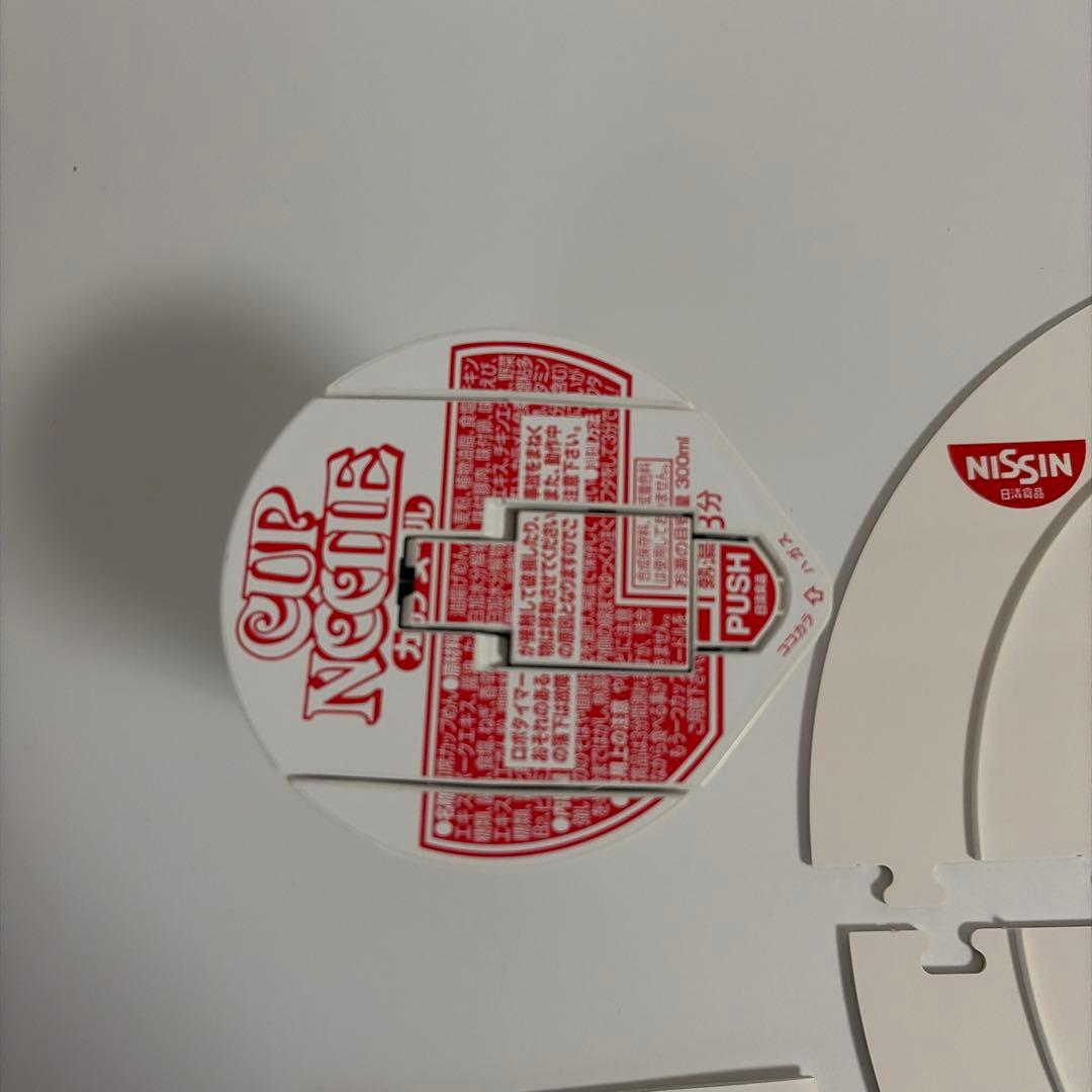 日清カップヌードル　ロボタイマー　花のワルツを踊るver