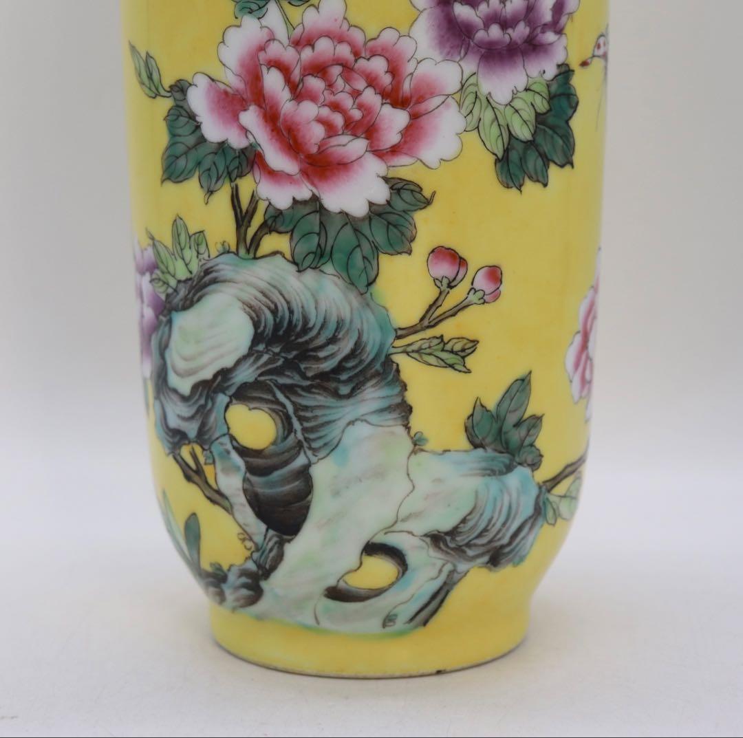 中国 粉彩牡丹胡蝶紋瓶 慎徳堂製 送料込み251030 - メルカリ