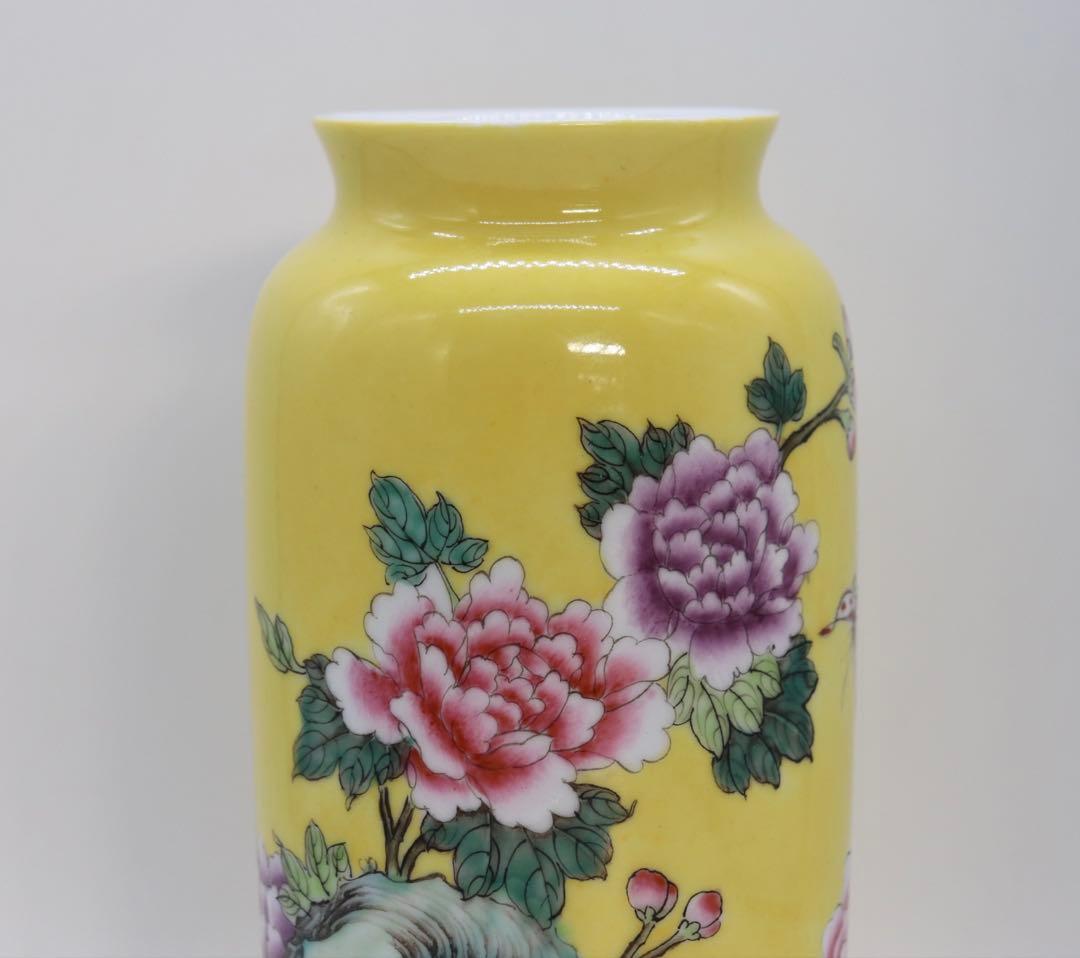 中国 粉彩牡丹胡蝶紋瓶 慎徳堂製 送料込み251030