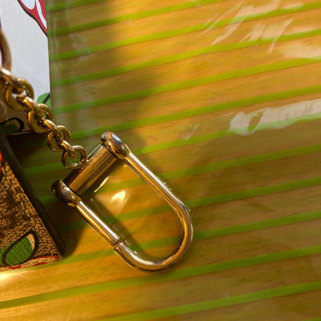 GUCCI Apple ケース