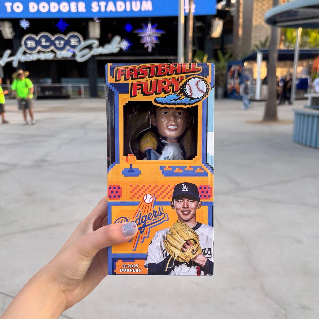 Girls2 ハロウィン ペナントキーホルダー ポストカード 他