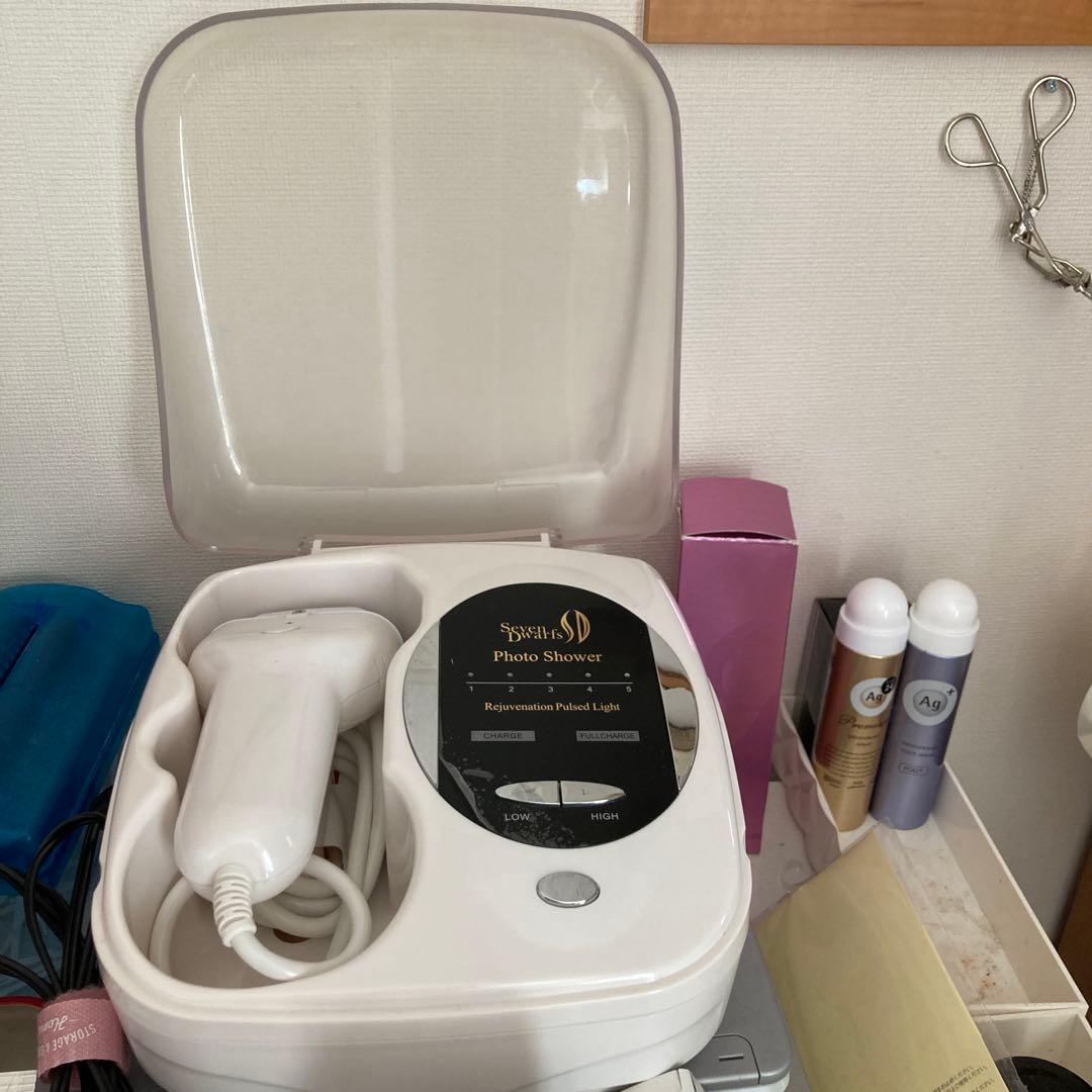 ラブルネッサンスのフォトシャワーです。