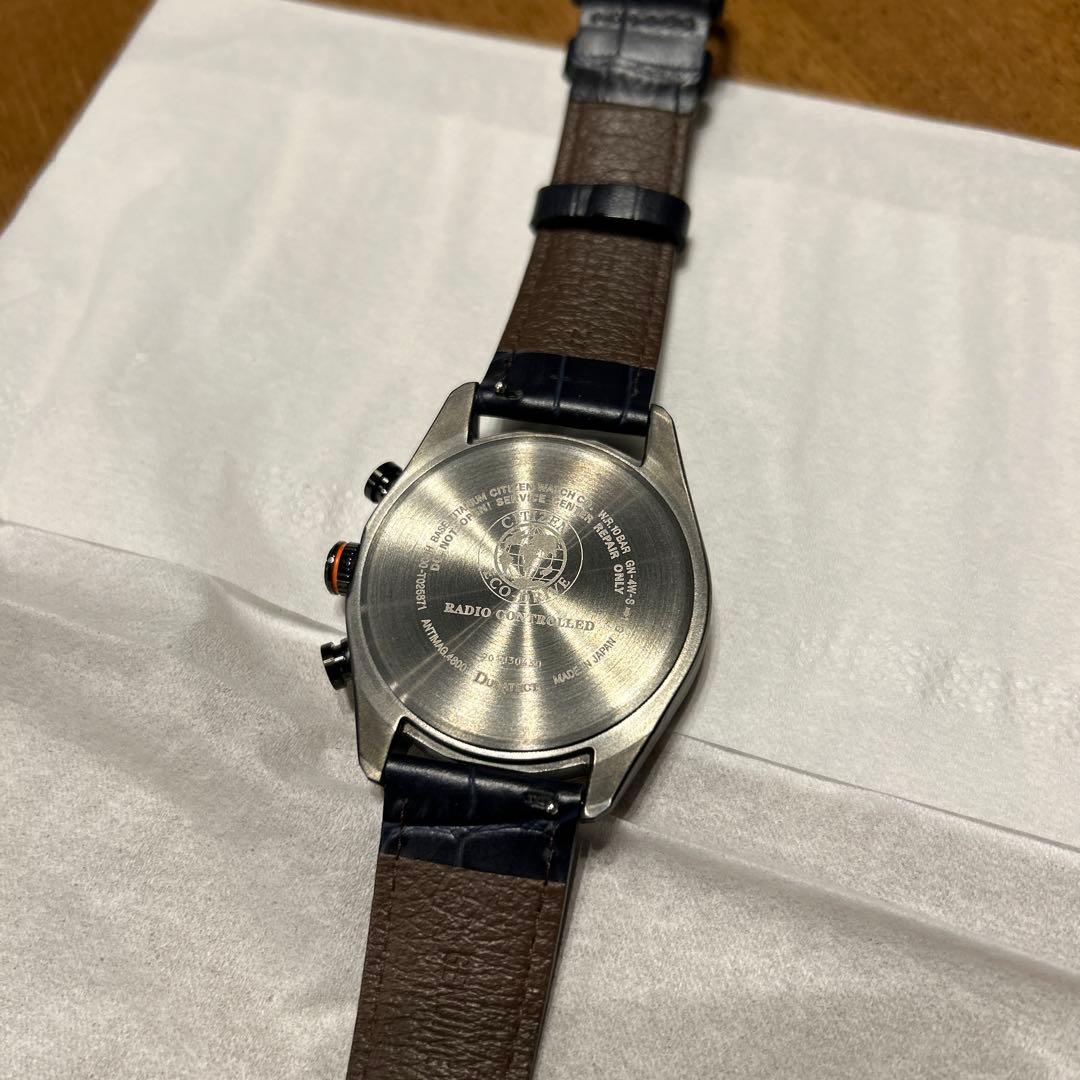 CITIZENATTESAACT Lineブラックチタン AT8185-62E