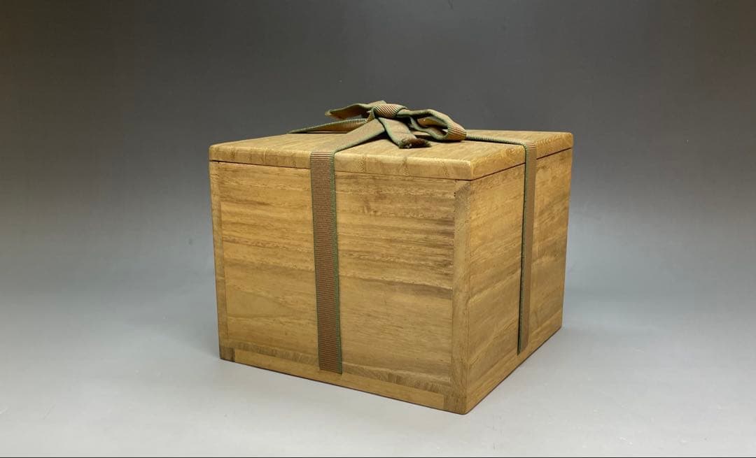 佐久間勝山 淡々斎書付 松古窯 彫三島 茶碗 万古焼 四方桟共箱 M91