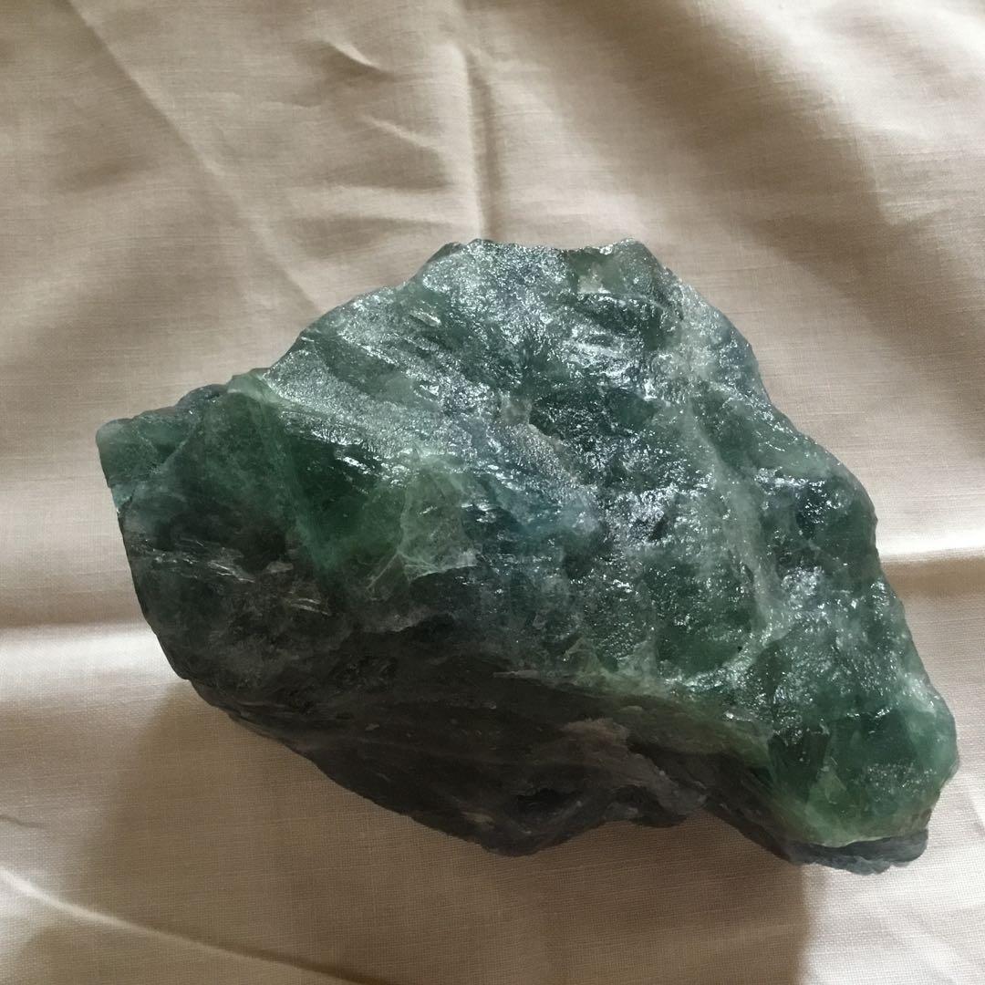 蛍光鉱物 強蛍光フローライト 約1,200g 産地湖南省 蛍石