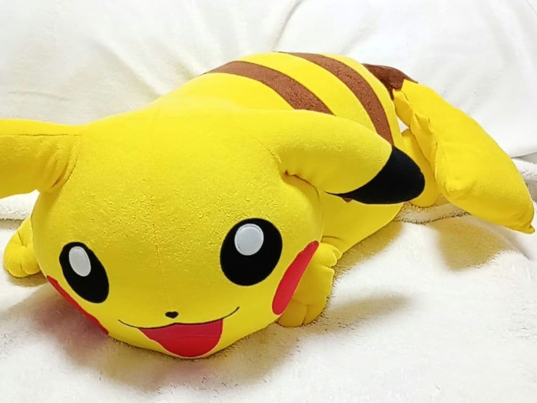 ペニンシュラホテル ピカチュウ 特大ぬいぐるみ ページボーイ 100cm