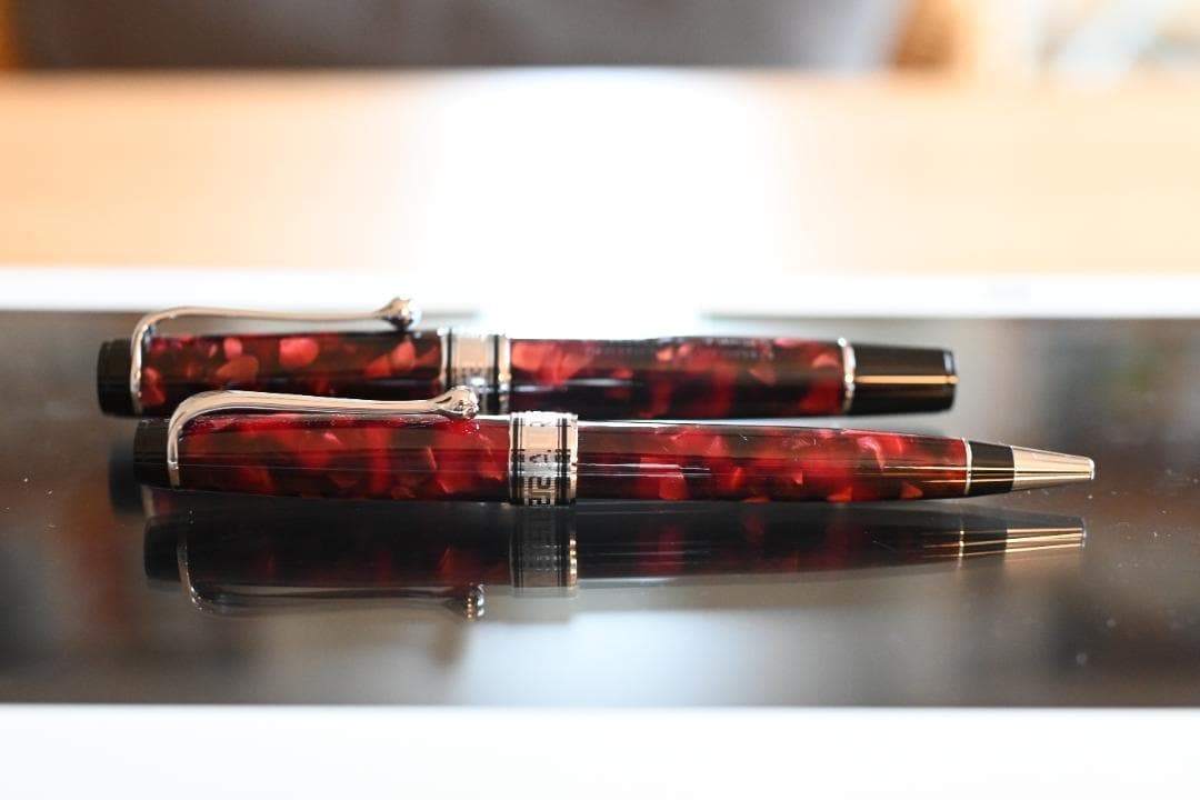 AURORA万年筆、ボールペンのセット