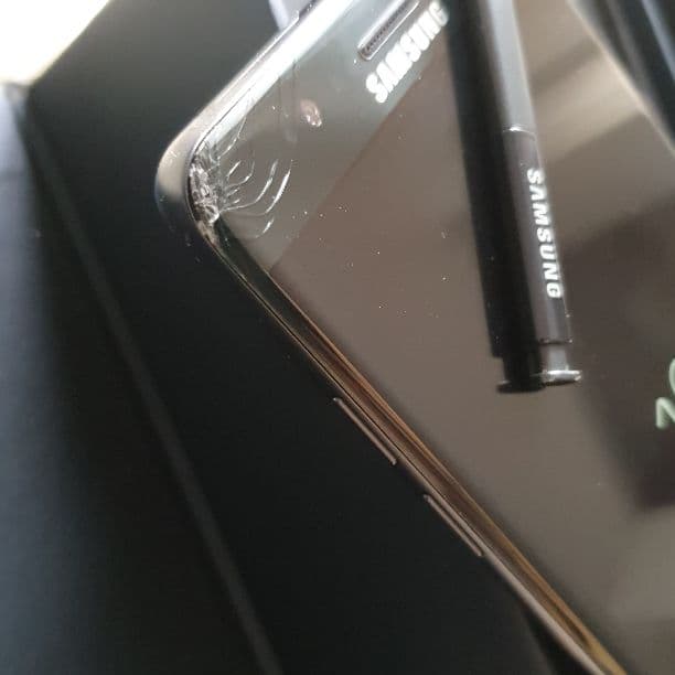 激レア 未開封Galaxy Note FE 激レア品 Galaxy Note FE ブルー 箱付き