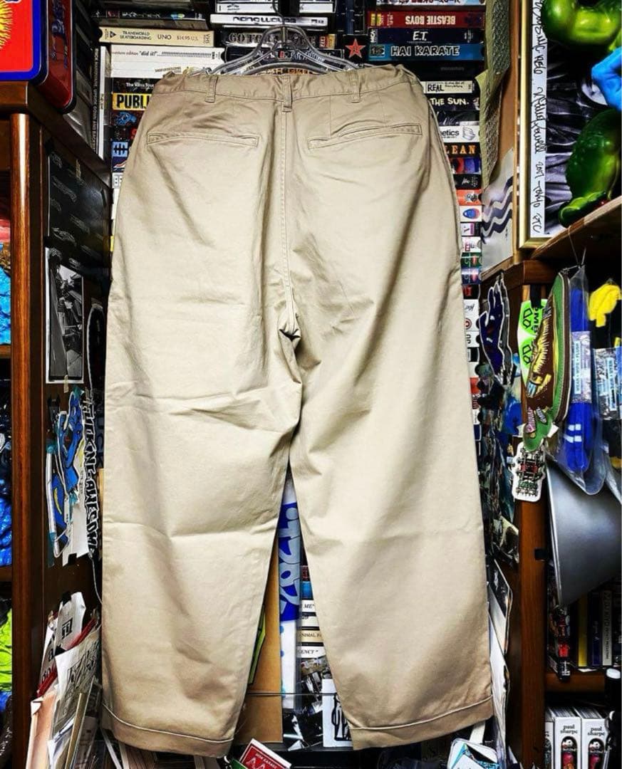 BROCHURE 1P BIG CHINO PANTS A.H