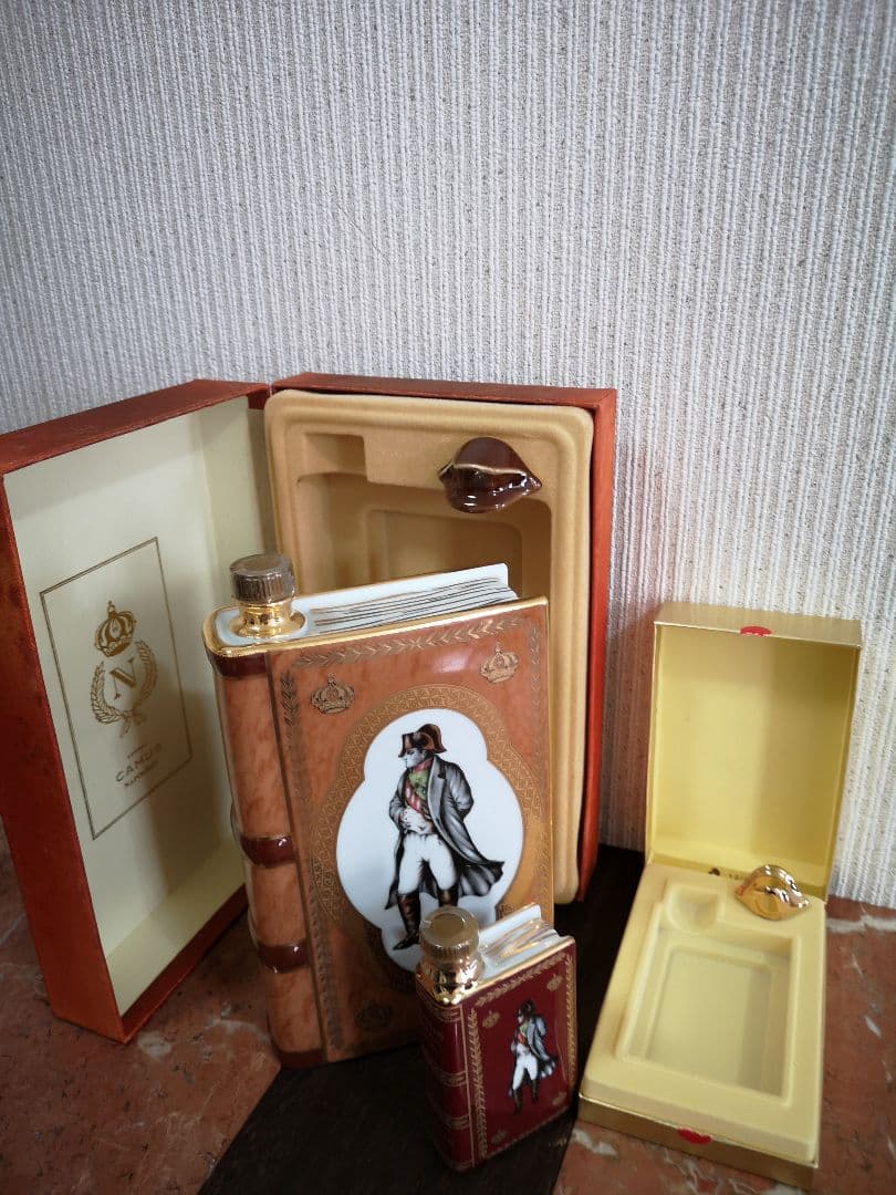 ナポレオンブックデザイン 未開栓700ml と 未開栓ミニ セットの通販は