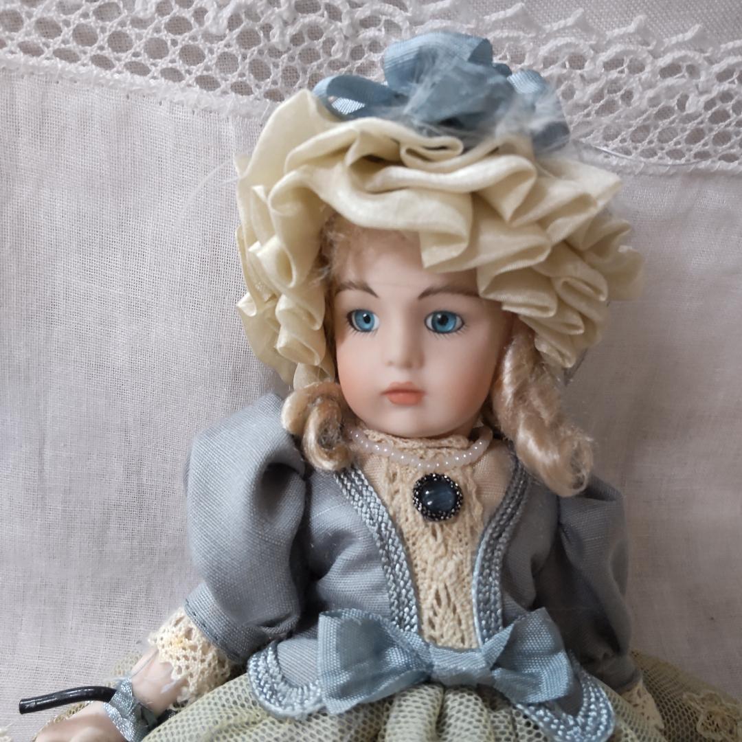 ミニョネット ブリュ風 アンティークドールリプロ 人形