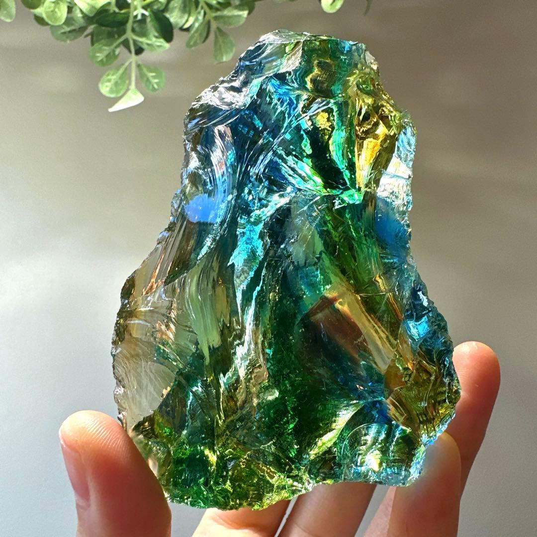 アンダラクリスタル　シエラネバダ　308.9g マルチカラー　エメラルド　ブル