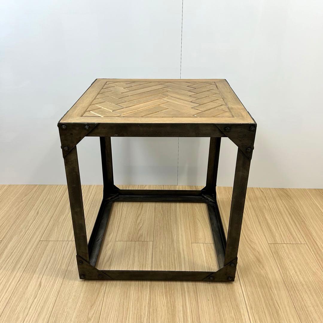 ASPLUND アスプルンド バーハンク ヘリボーン サイドテーブル メタル