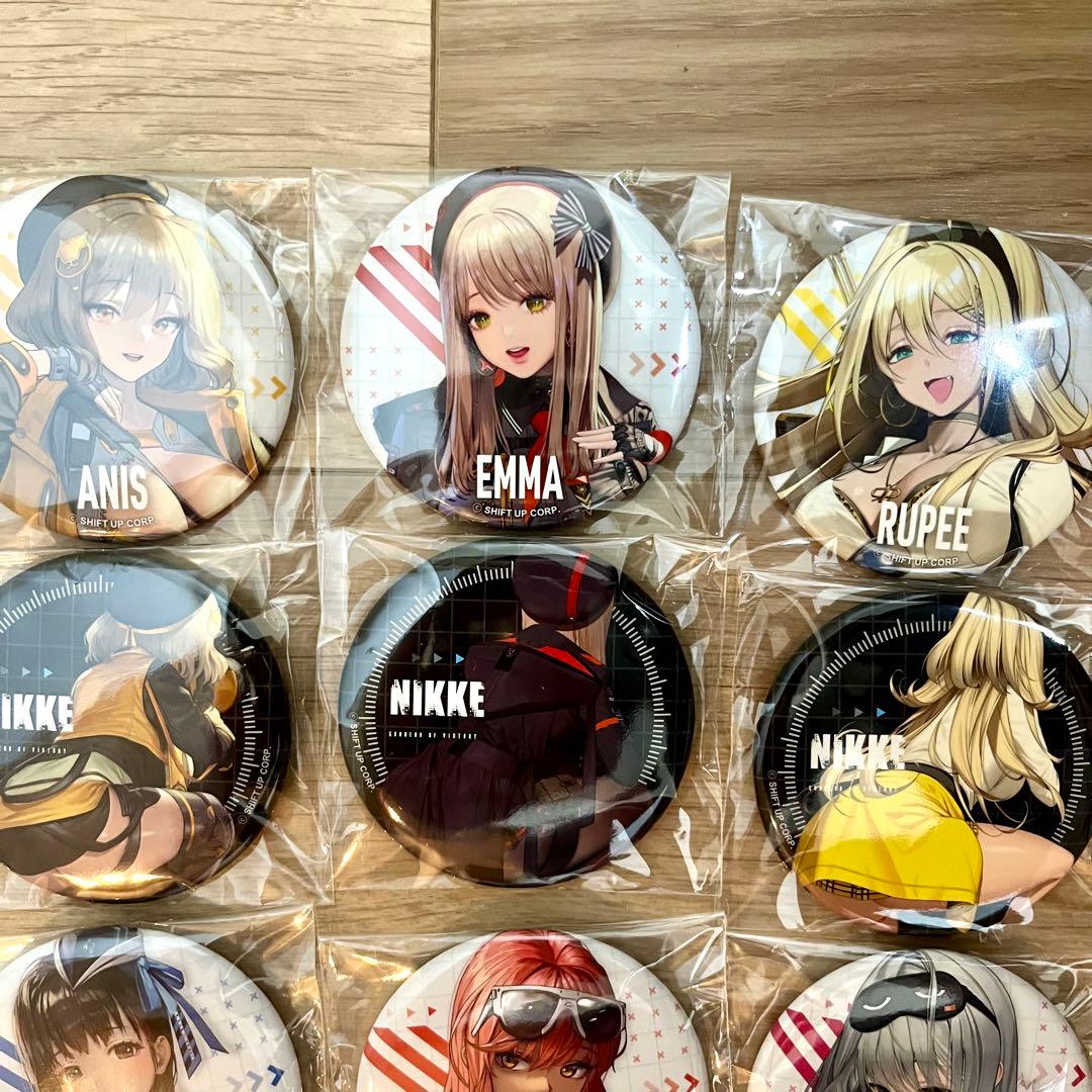 勝利の女神 NIKKE トレーディング 缶バッジ Vol.1 Vol.2 セット - メルカリ