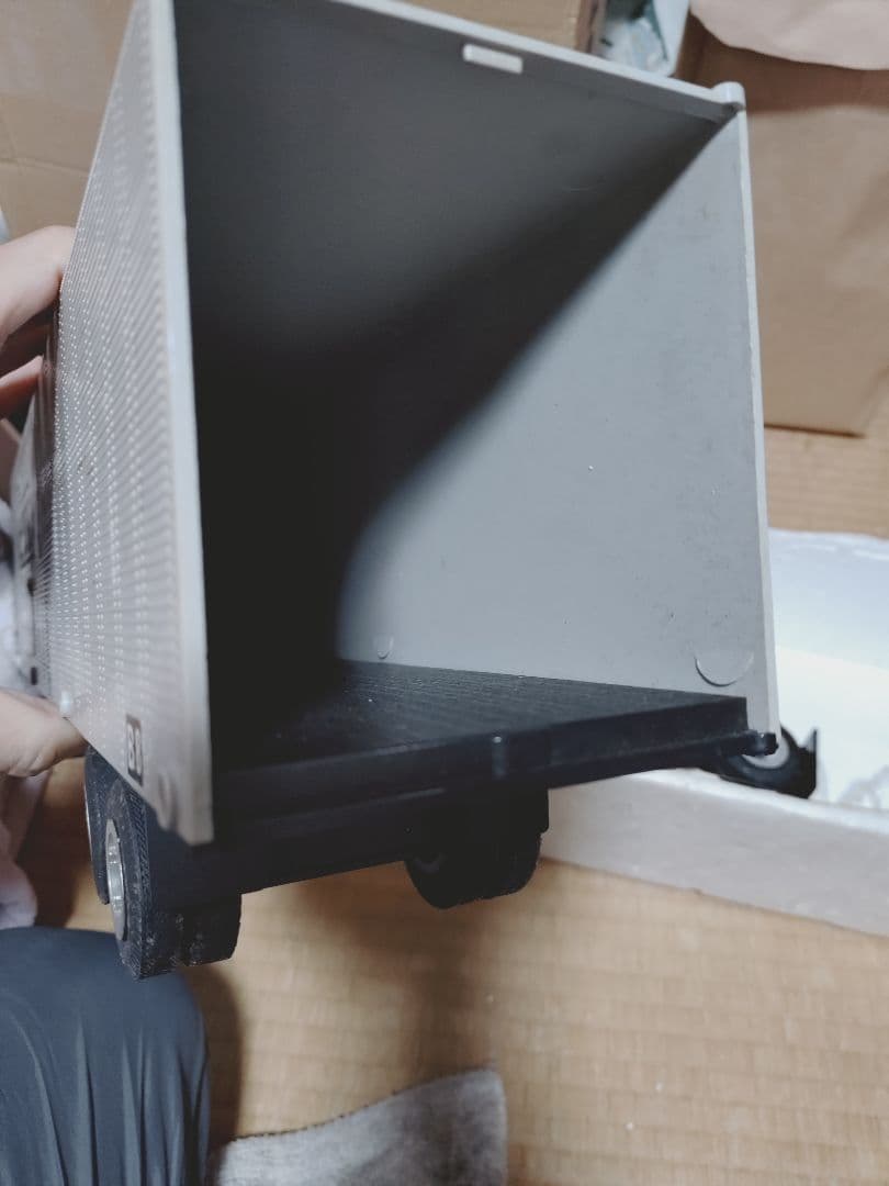 big8トレーラー 1/30スケール２台セット1台は部品取り、