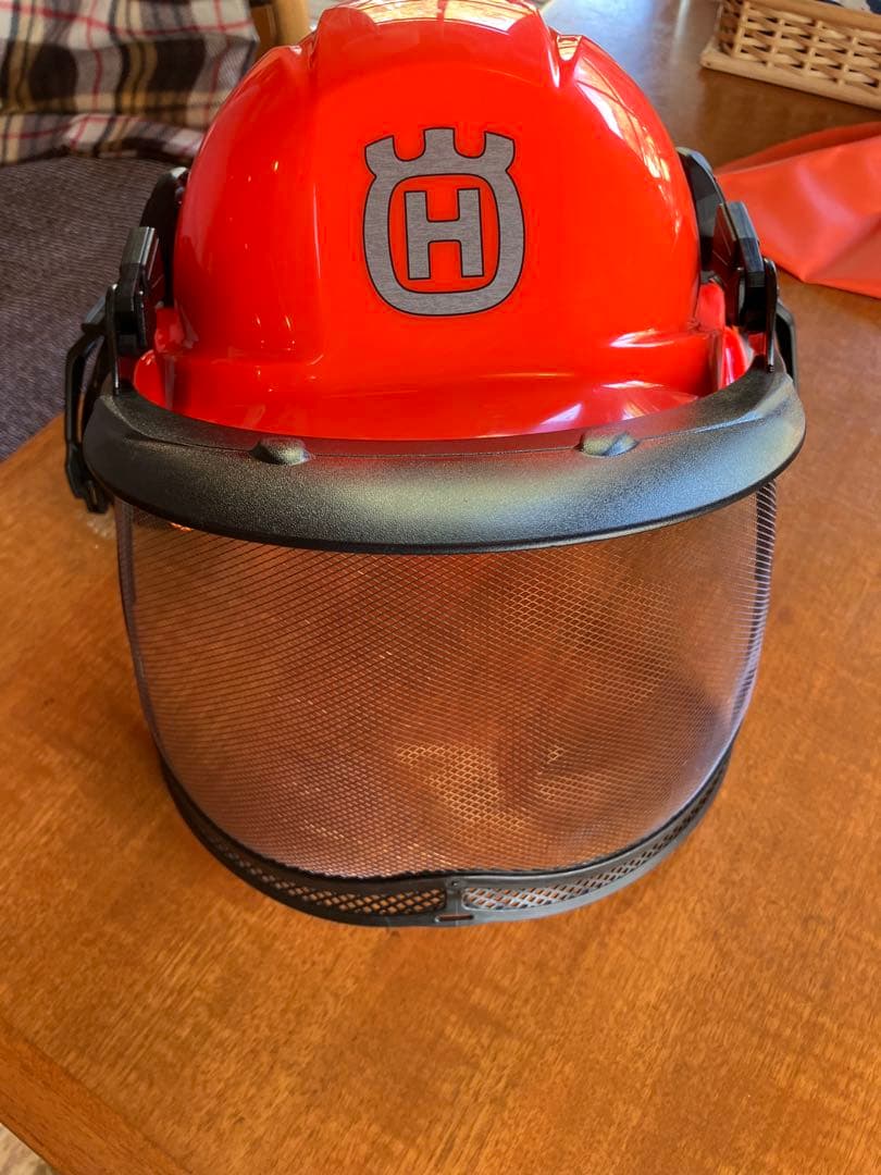 かずちゃん様専用 ハスクバーナ ヘルメット