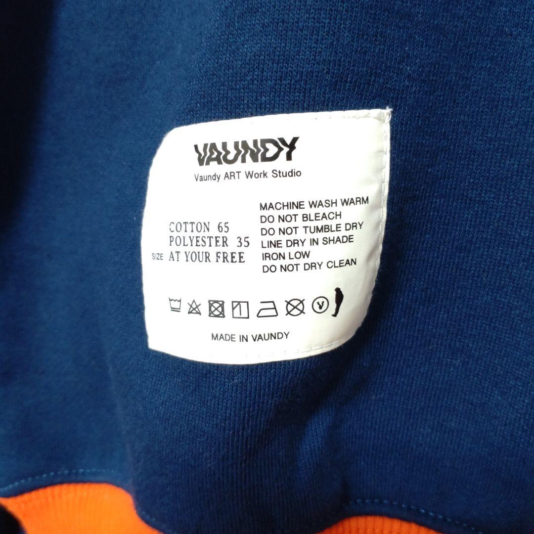 VAUNDYスウェット即完売希少グッズ レアNIDONEトレーナーLサイズ