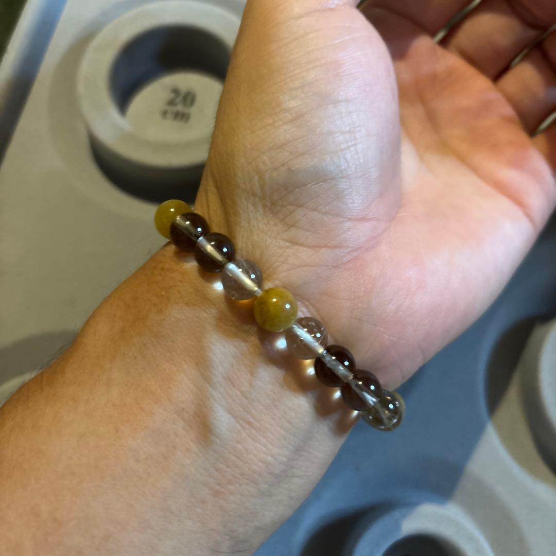 スモーキークオーツとゴールドタイガーアイと水晶！ズーンとくる！