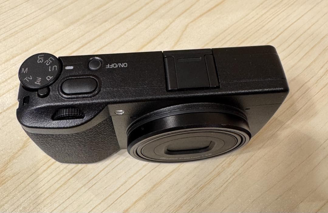 RICOH GR IIIx 本体 デュアルチャージャー付き