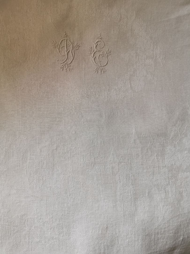 アンティーク ビーダーマイヤー トワルドジュイ田園詩 花文字刺繍