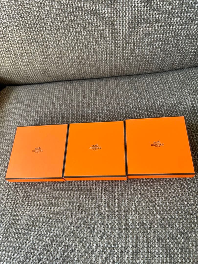 正規品 美品エルメス 時計 ネックレス ピアスなど 入れ 空箱 巾着袋 9