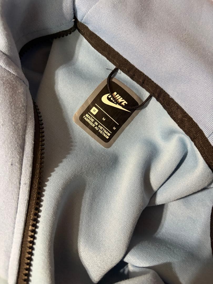 『値下げ可』Nike テックフリース　限定カラー