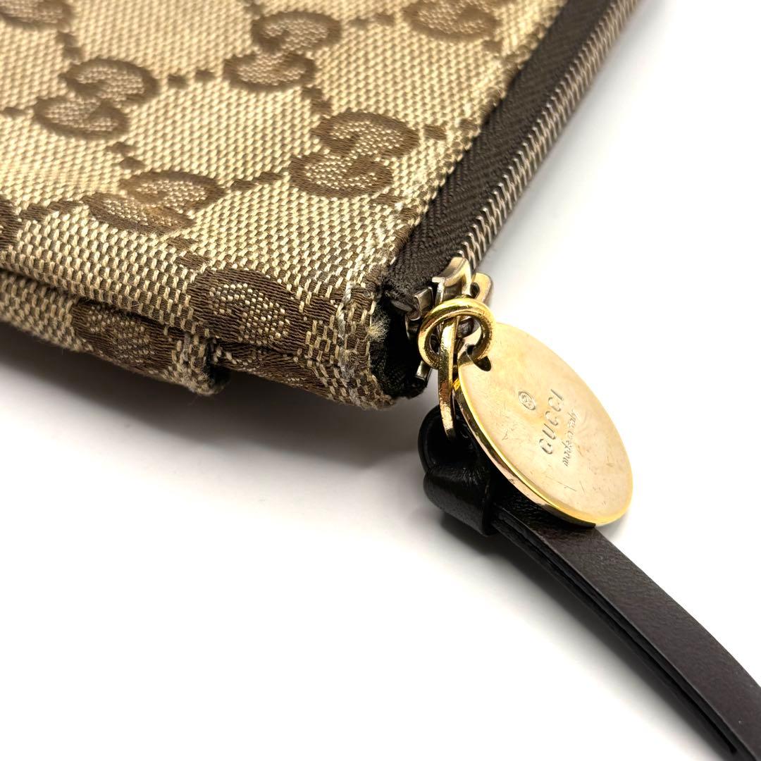 グッチ ケース グッチョリ GGキャンバス パグ 犬 リボン チャーム